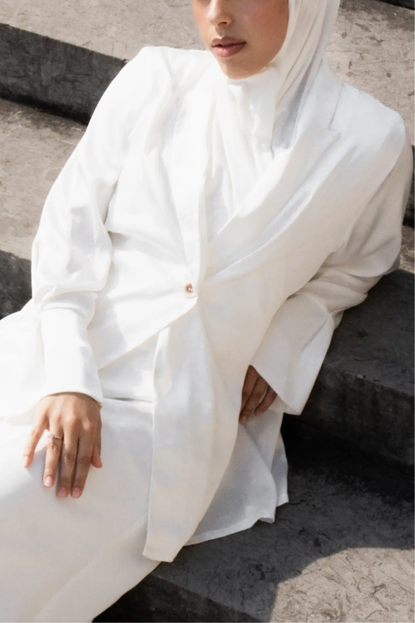 satin silk cardigan - white Losyana.Shop