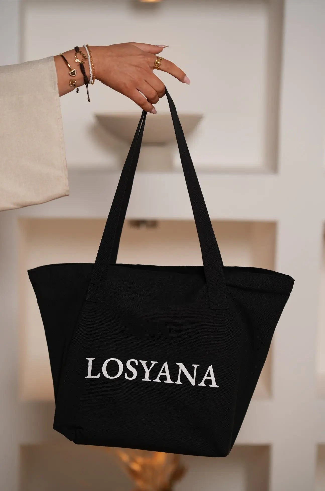 Tote Bag - Black Losyana