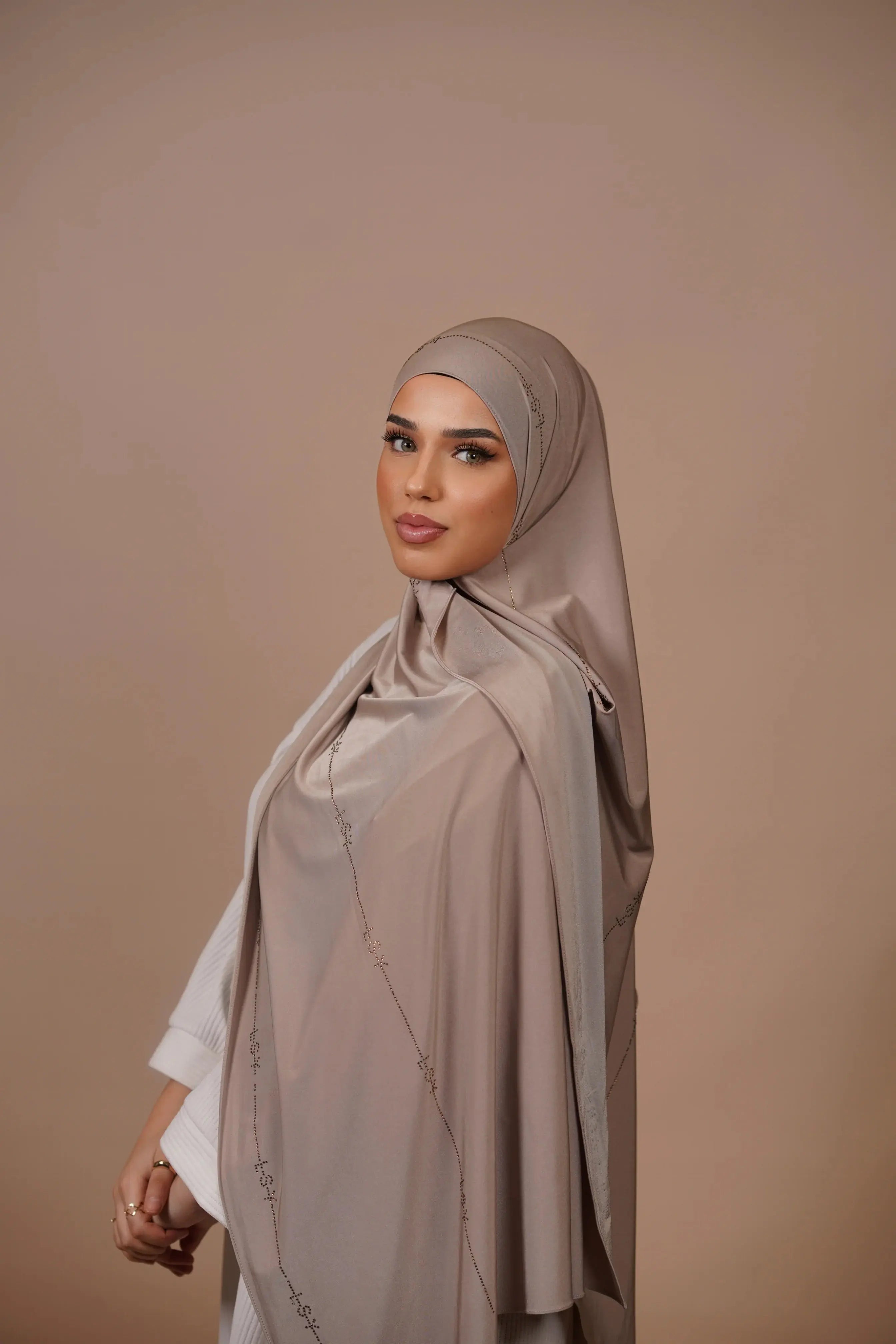 LSY Satin Premium Jersey - dark beige Losyana