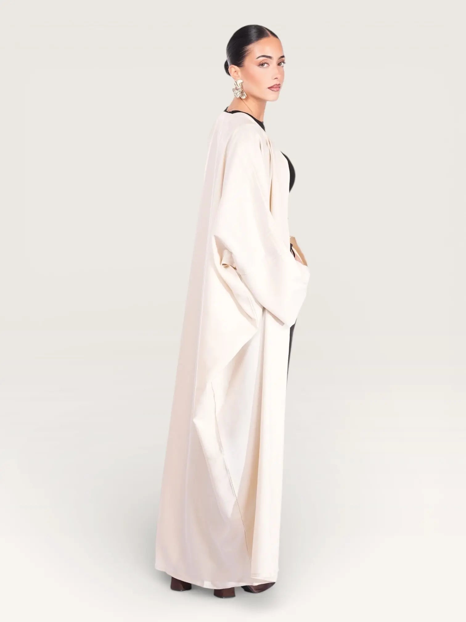 linen abaya - beige