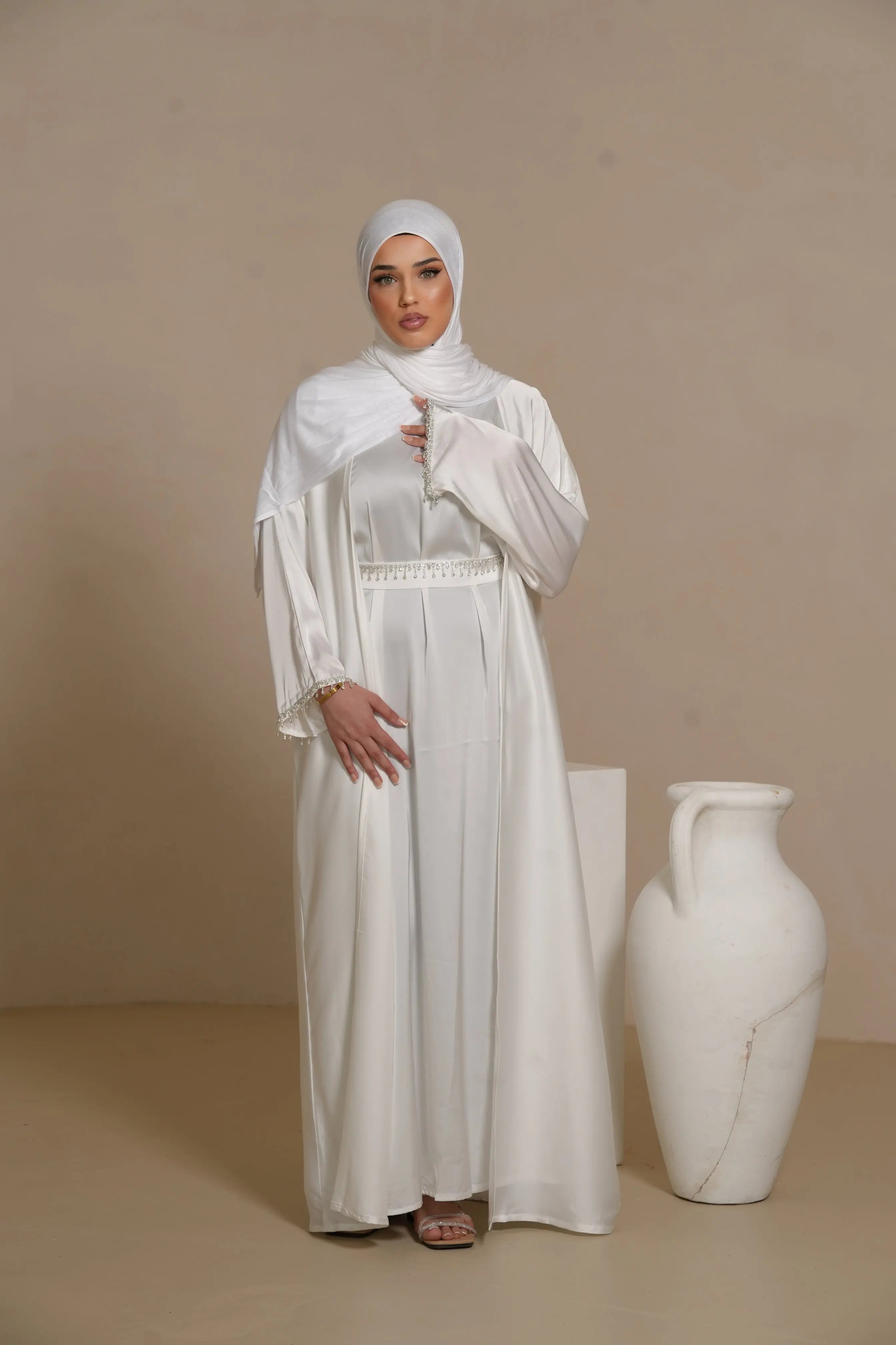 DXB Zara Abaya - White Losyana.Shop