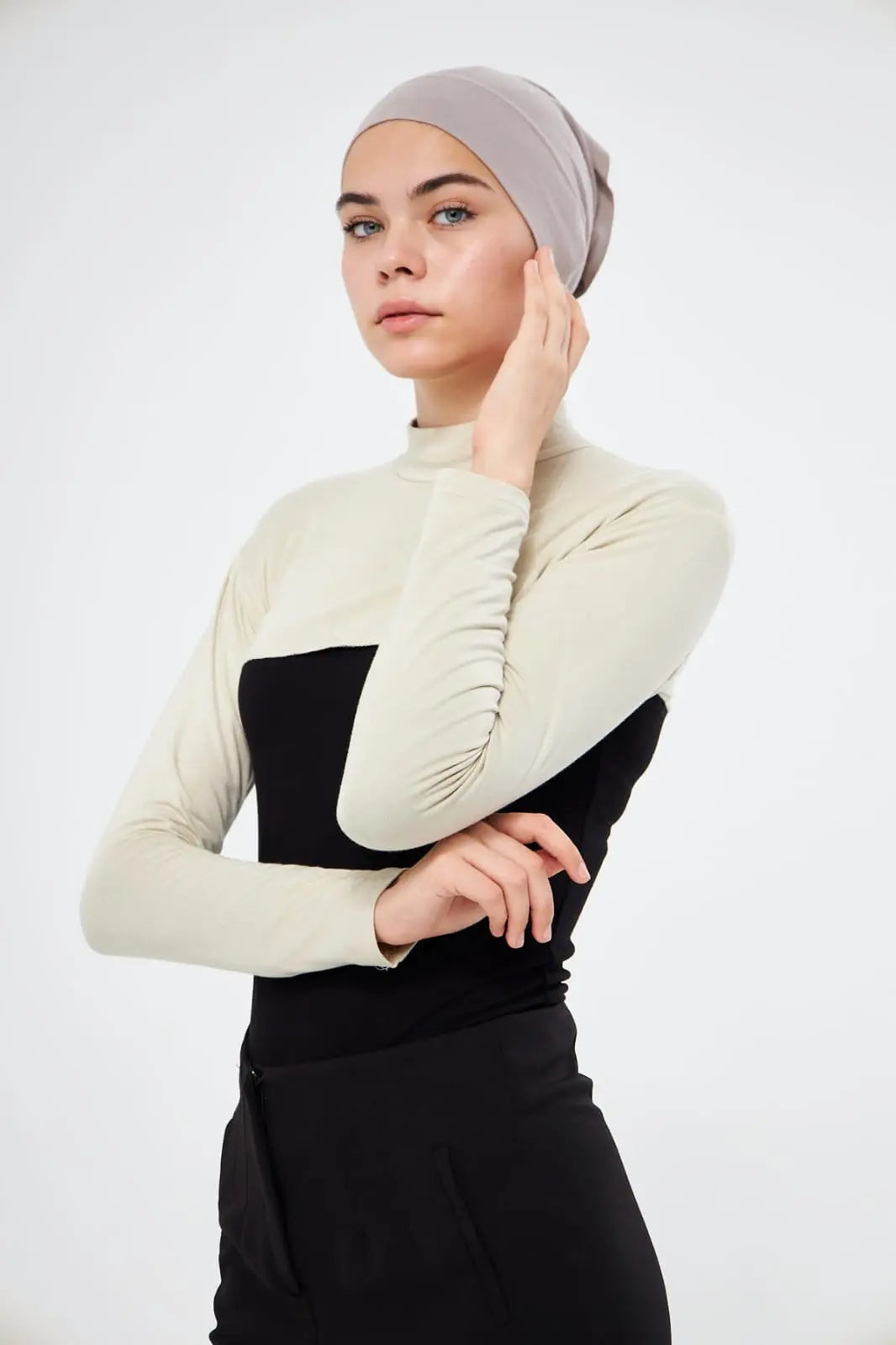 Body - under hijab Losyana.Shop