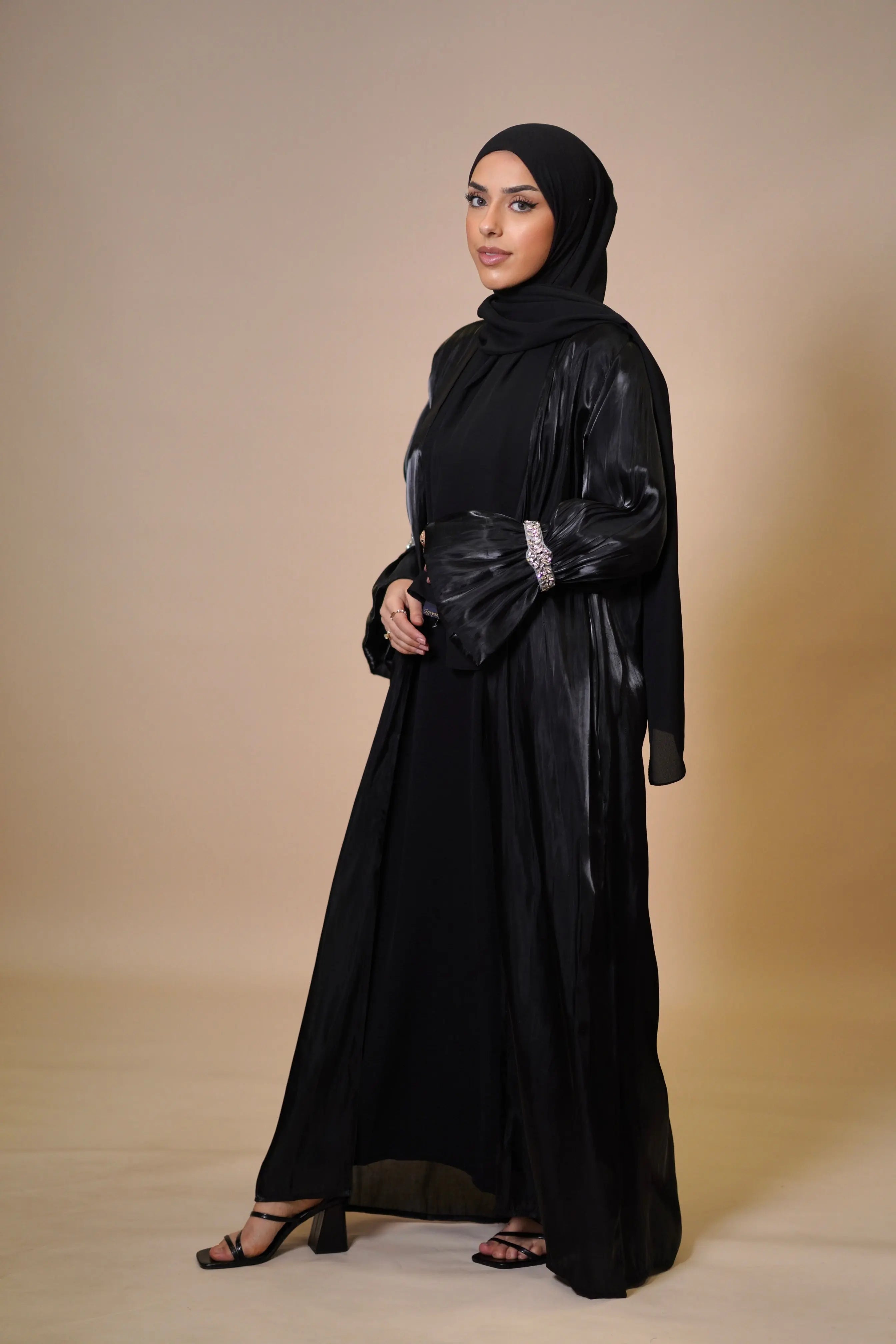 Emirate abaya - black Losyana.Shop