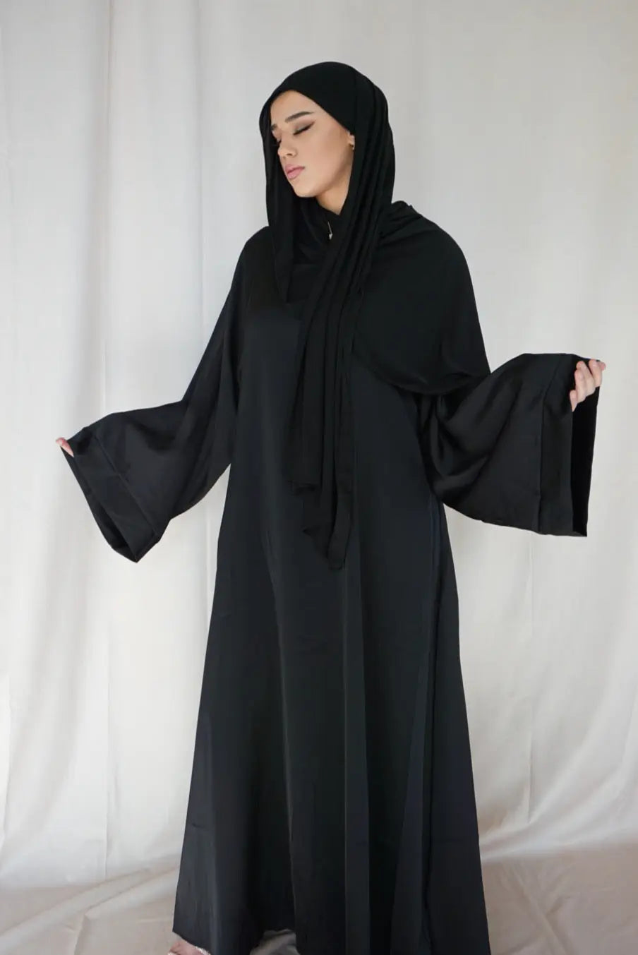 Dubai Satin Abaya - black Losyana.Shop