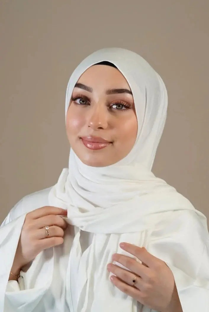 JERSEY - WHITE Losyana.Shop