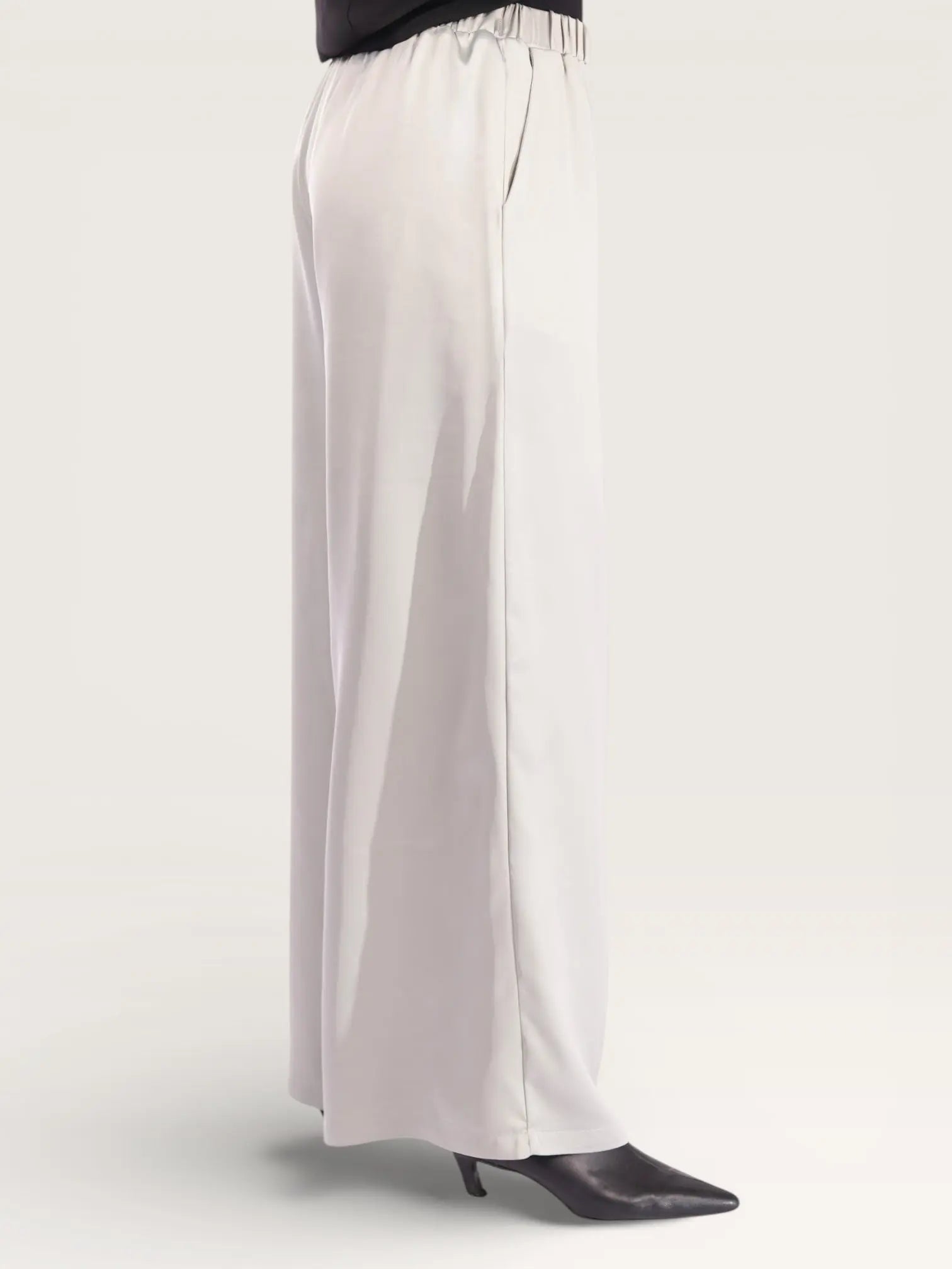 silk muse pants - pistachio