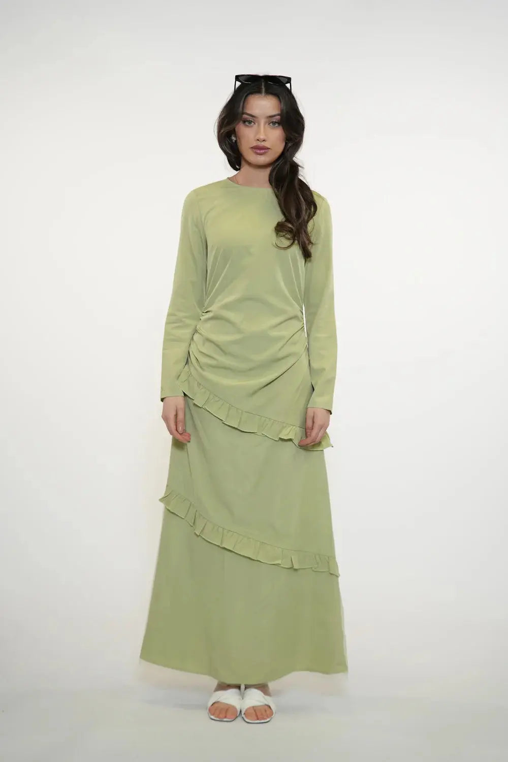 ROMANCE RUFFLE DRESS - MATCHA Losyana.nl