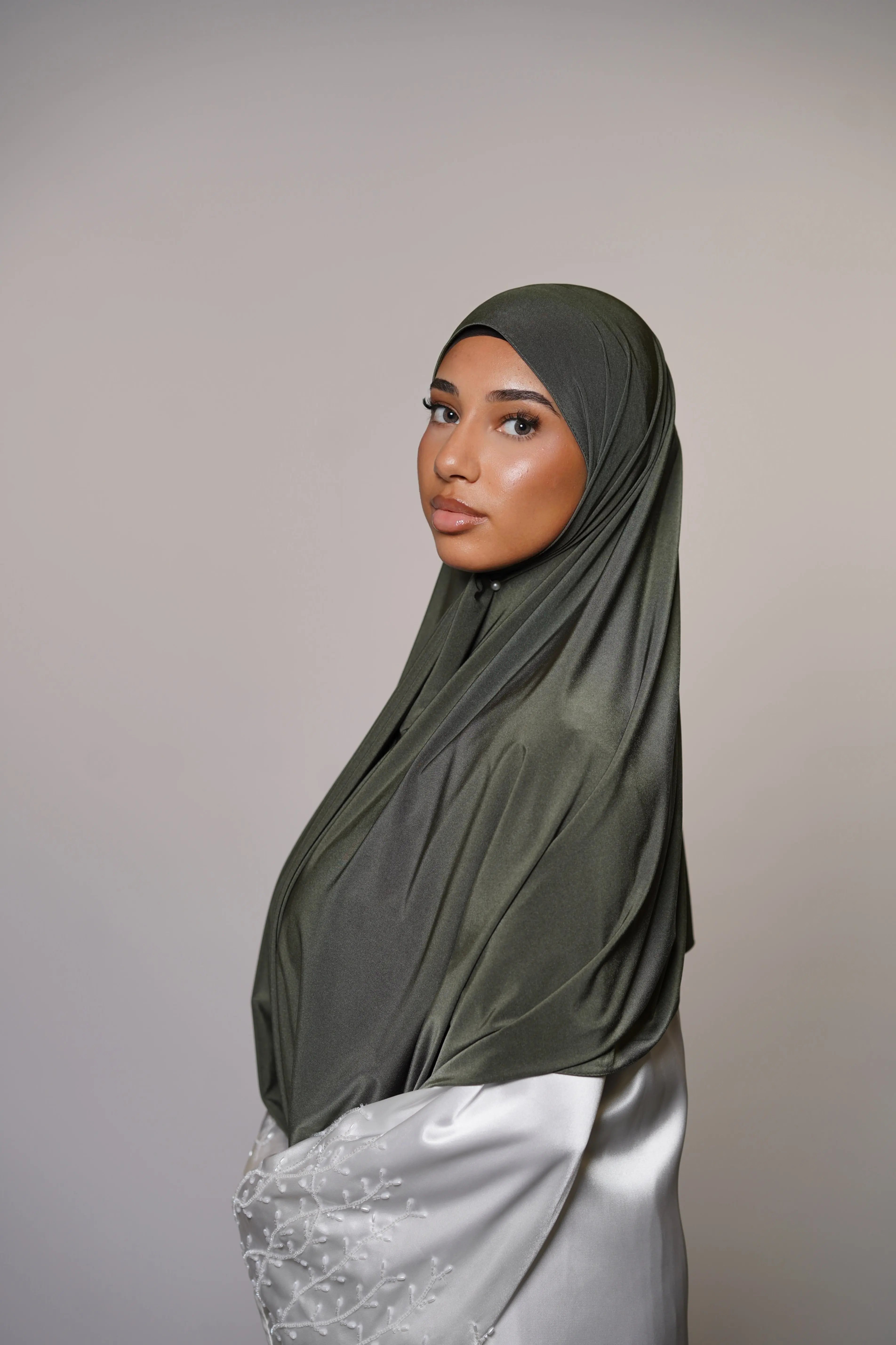 Satin Premium Jersey - khaki green Losyana.Shop