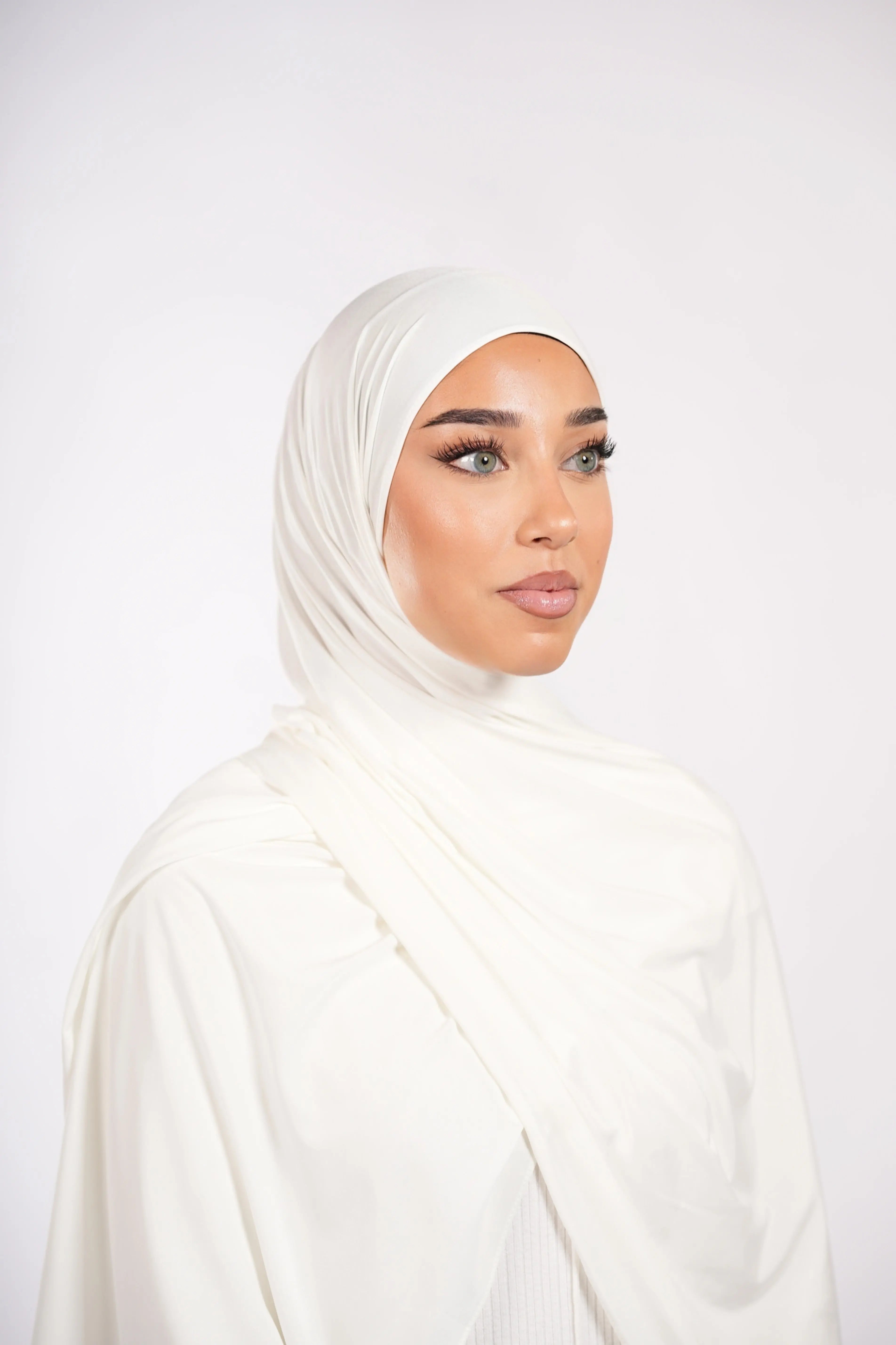 Liquid Jersey - White Losyana.Shop