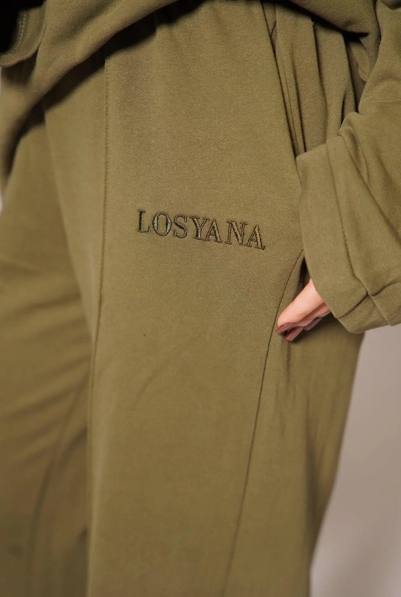 Lounge and Gym set - khaki green Losyana.Shop