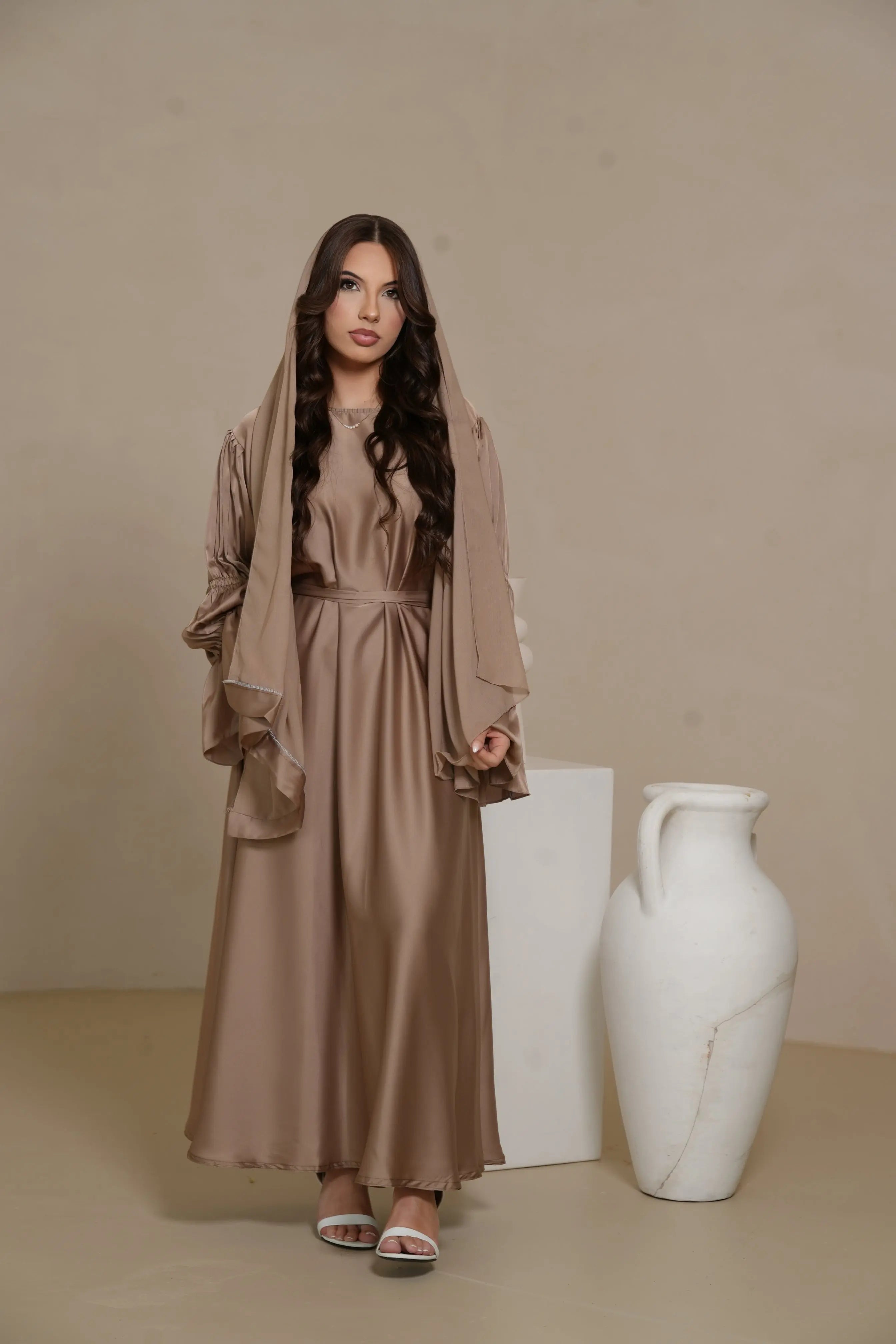 DXB Satin Abaya Rings - beige Losyana.Shop