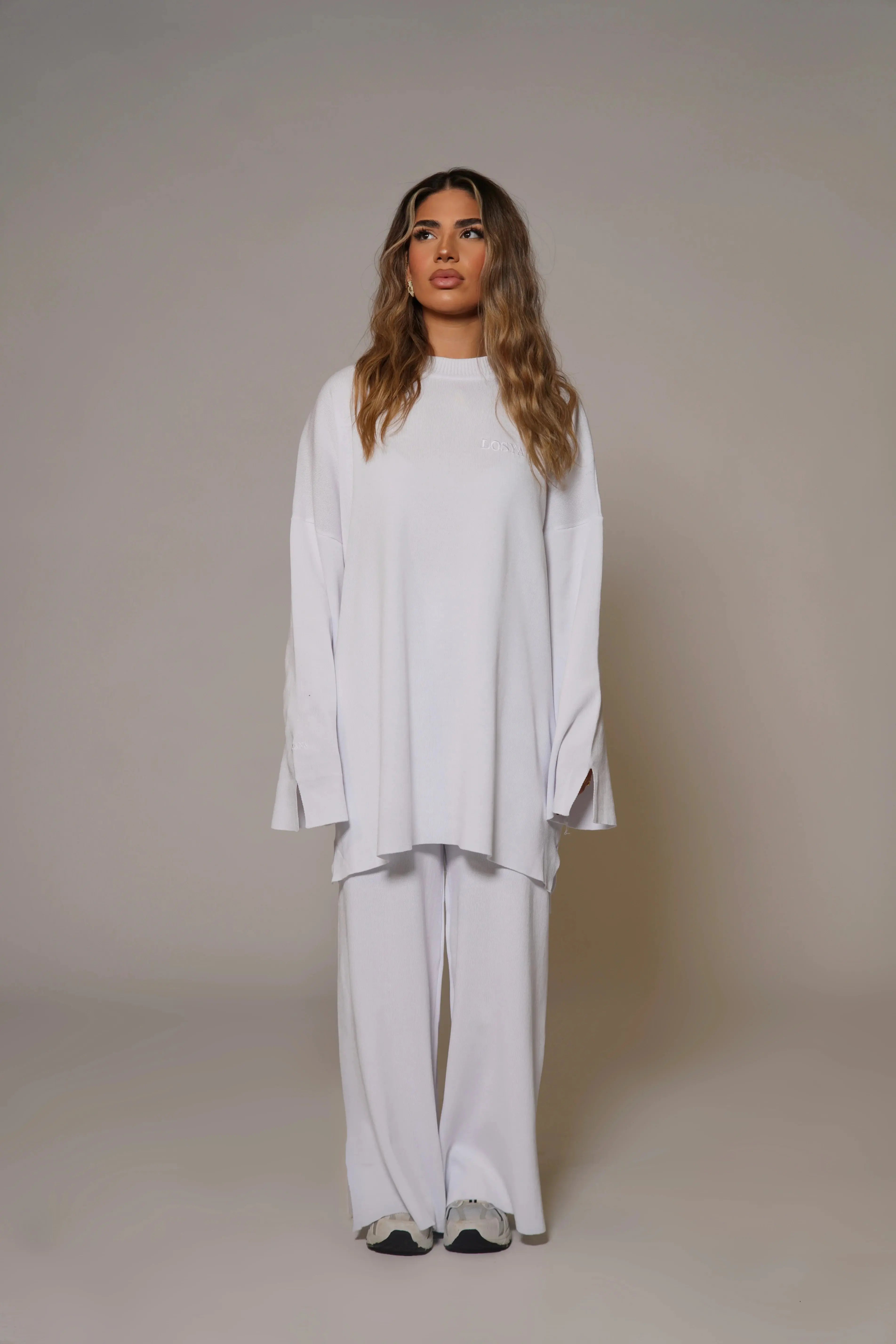 Signature Cotton Set - White Losyana