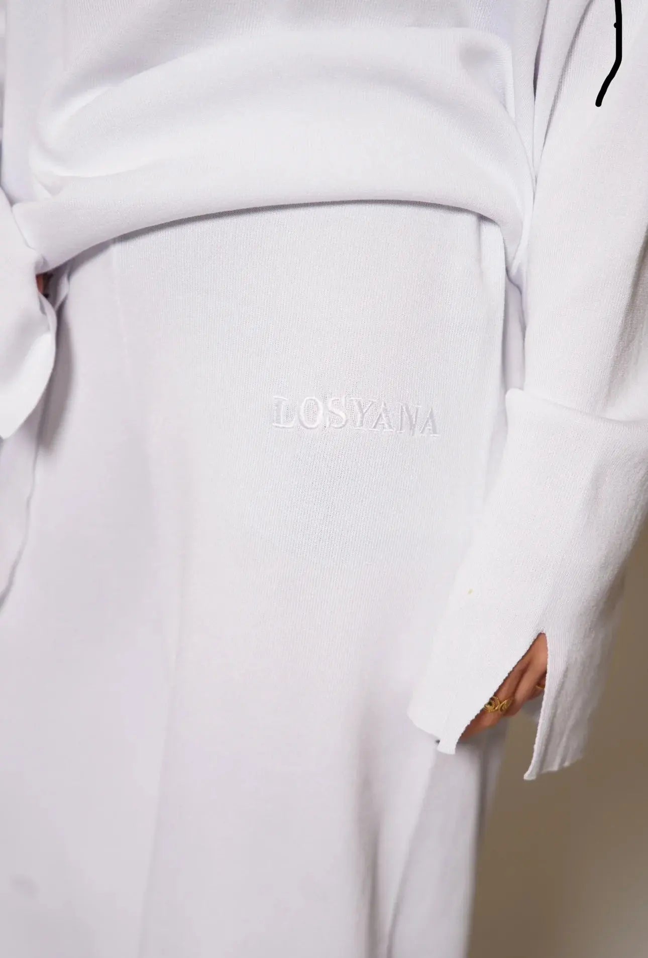 Signature Cotton Set - White Losyana