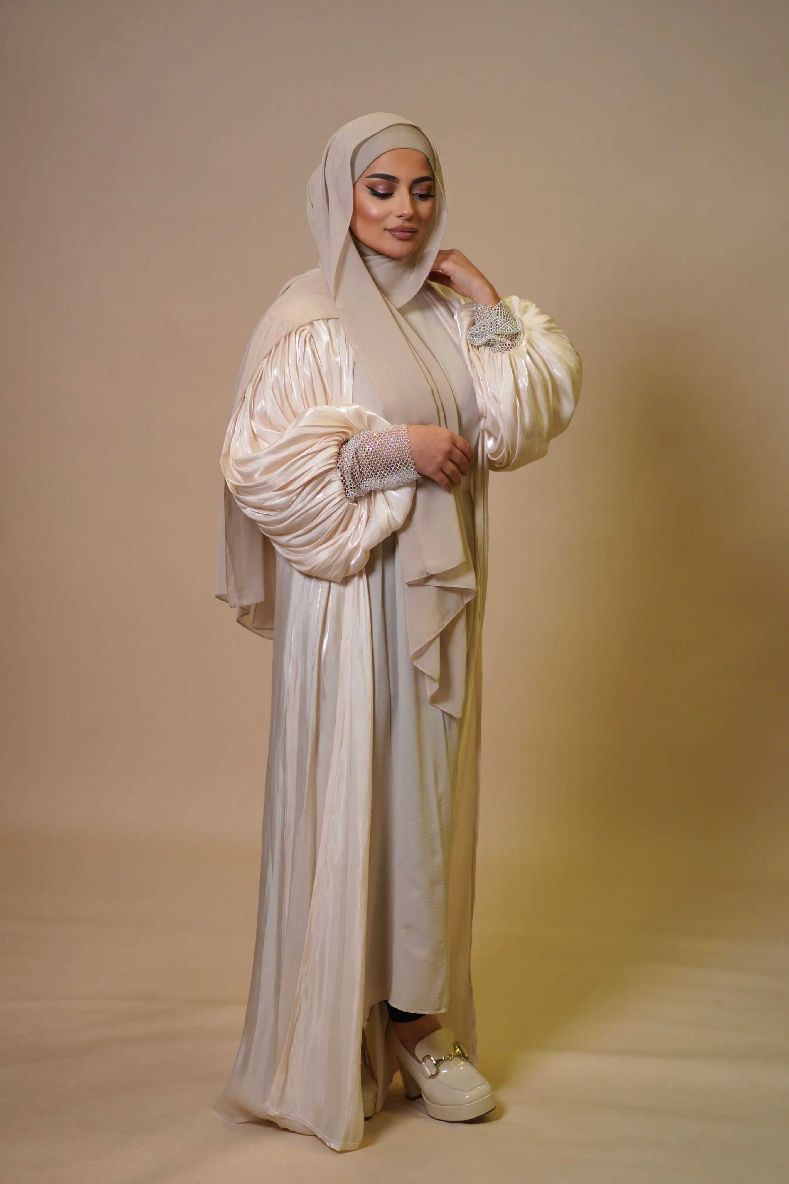 Emirate abaya - light beige Losyana.Shop