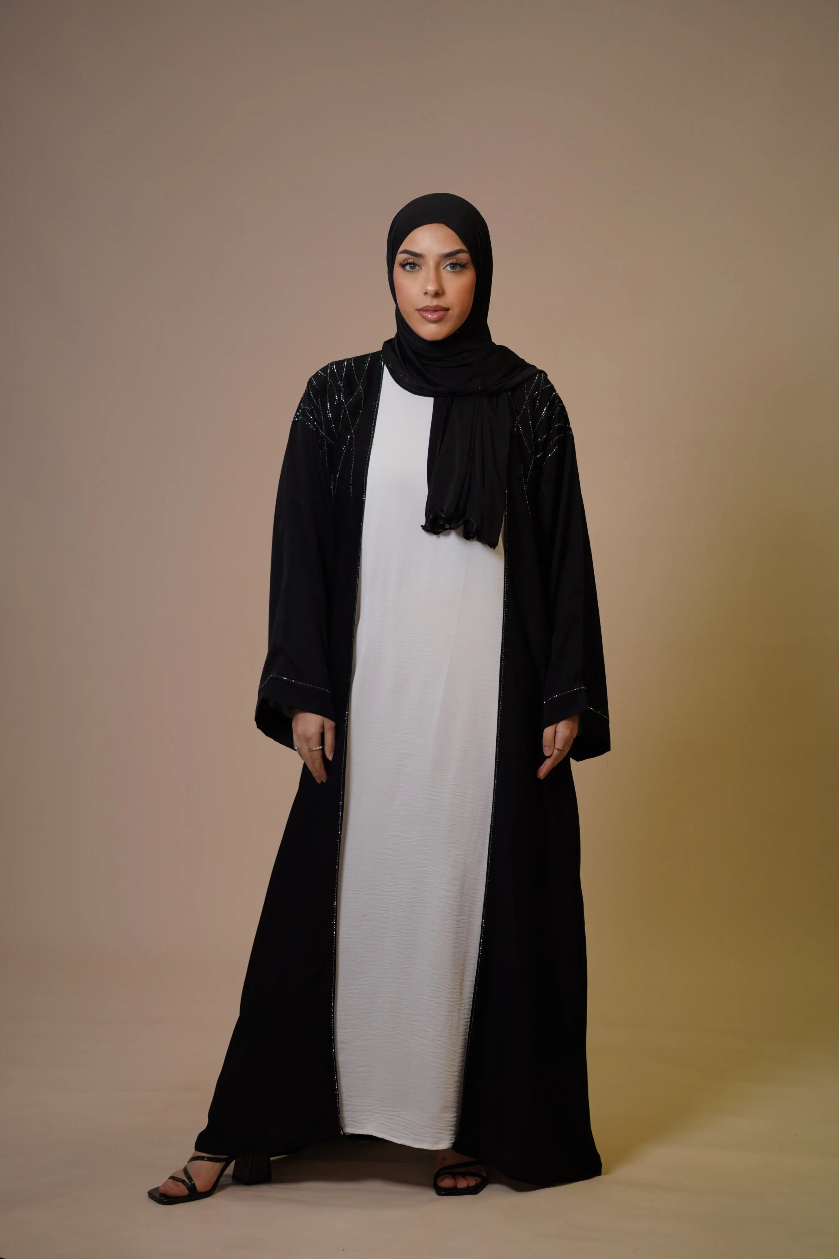 Emirate abaya- black Losyana.Shop
