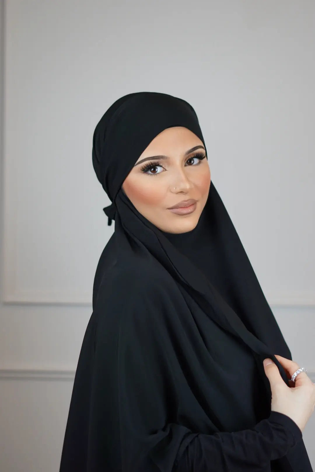 Khimar Medina Silk - Black Losyana.Shop